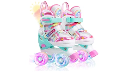 Patines con dibujos de unicornios.