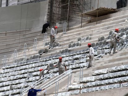 Operarios, en el estadio de Curitiba