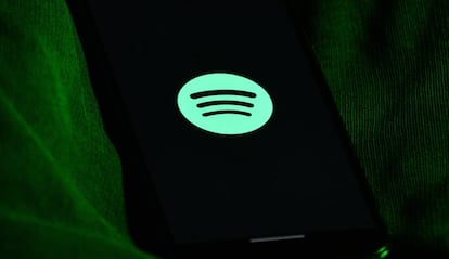 Spotify en un teléfono móvil