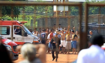 Detentos do Complexo Prisional de Aparecida de Goiânia.