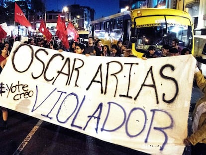 Protestas en San José contra el expresidente Óscar Arias. 