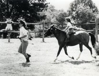 Jacqueline Kennedy, con sus hijos.