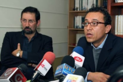 Los periodistas Christian Zurita y Juan Carlos Calder&oacute;n.