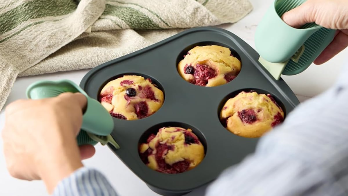 Adiós a las quemaduras en los dedos con la solución más práctica (y barata) que usar en las recetas de la freidora de aire