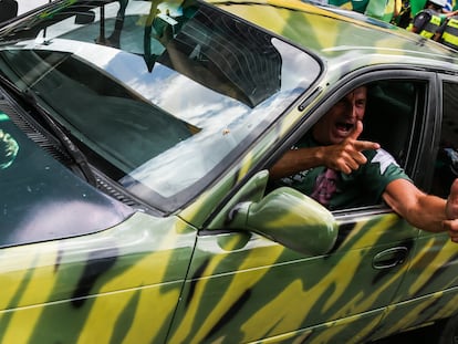 Un seguidor del presidente Jair Bolsonaro durante una protesta en favor del actual mandatario.