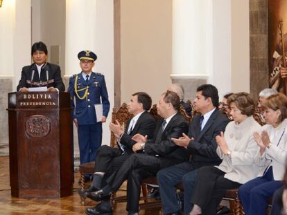 Evo Morales en el acto de juramento de los 21 ministros.