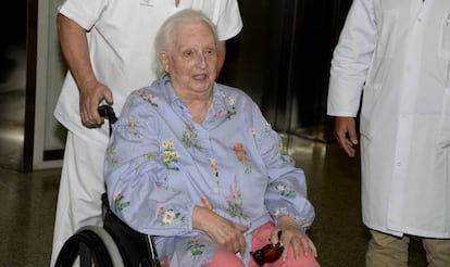 Pilar de Borbón recibe el alta hospitalaria en Mallorca, el 3 de septiembre.