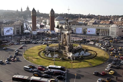 La feria mundial del móvil, que hoy abre sus puertas en Barcelona con el alivio de la desconvocatoria de huelga de autobús y metro.