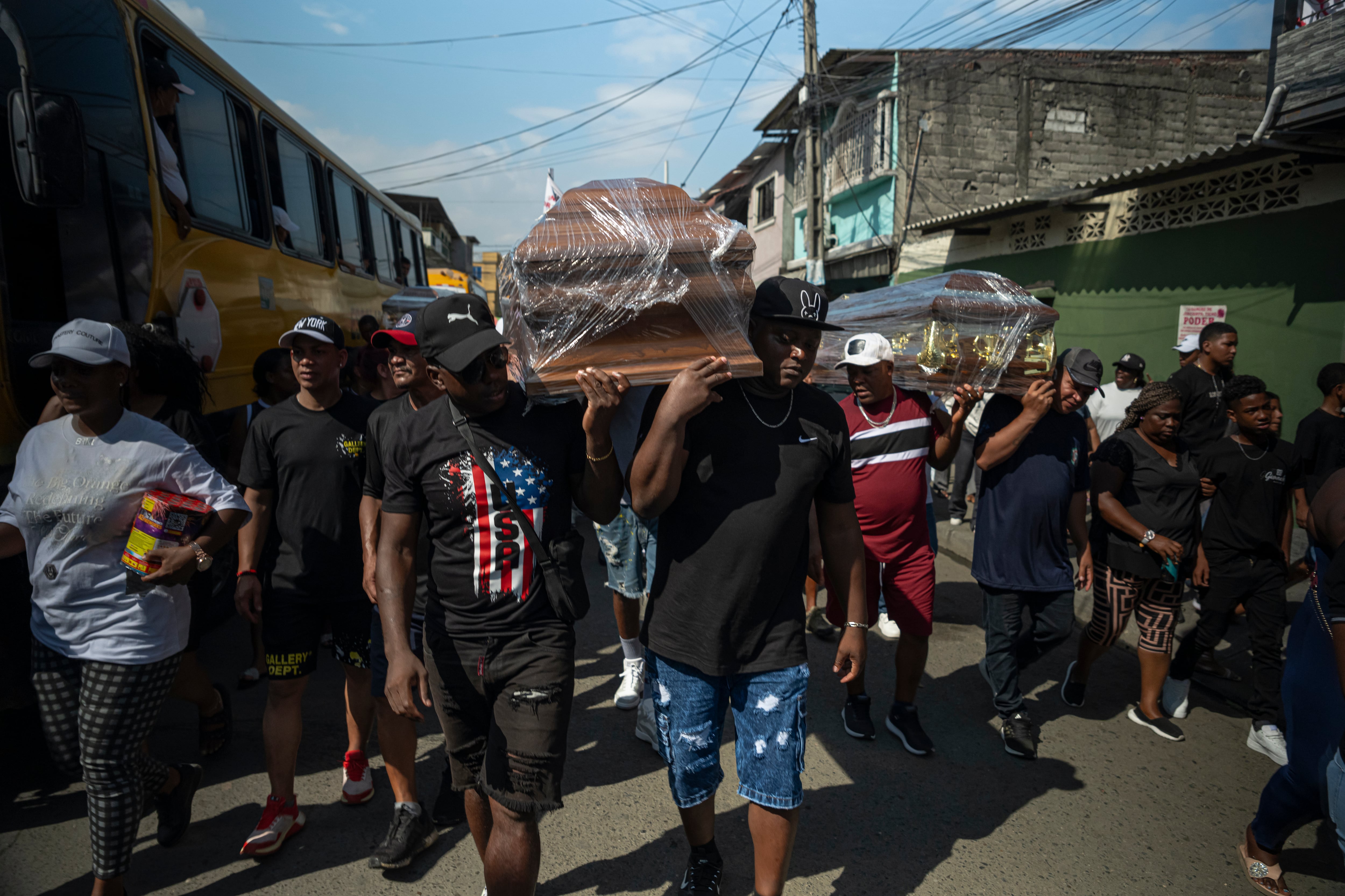 Los menores fueron encontrados sin vida en el barrio Las Malvinas el 1 de enero de 2025.