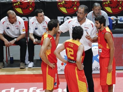 Coach Juan Antonio Orenga with players Rudy Fern&aacute;ndez, Sergio Llull and Ricky Rubio. 
 
 
 
 
 
 
  
 
 
 
 
  
 