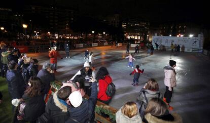 La pista de hielo de la plaza de Colón, inaugurada el pasado miércoles 4 por el patinador Javier Fernández