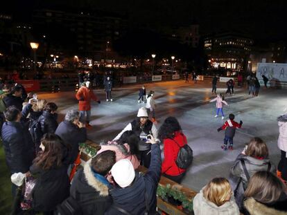 La pista de hielo de la plaza de Colón, inaugurada el pasado miércoles 4 por el patinador Javier Fernández
