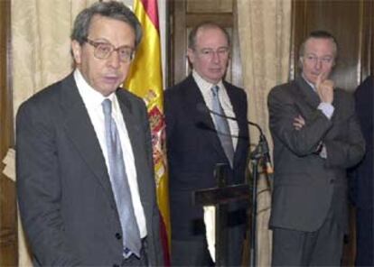 Carlos Bustelo, presidente de la Comisión del Mercado de Telecomunicaciones, durante su toma de posesión.