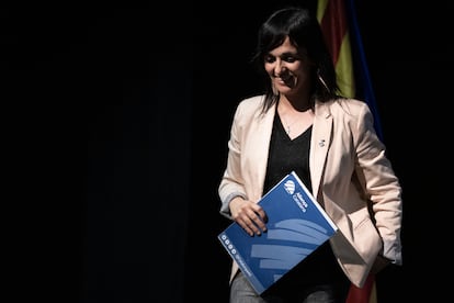 La alcaldesa de Ripoll, Sílvia Orriols, durante un acto electoral, en mayo pasado.