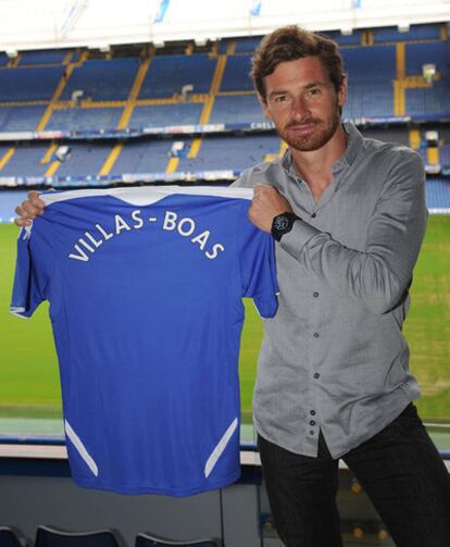 Villas-Boas, ayer con la camiseta del Chelsea.