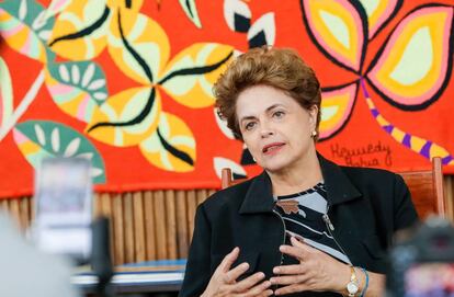 Dilma em entrevista no Palácio da Alvorada.