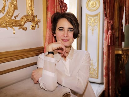 La escritora Laurence Debray, en París en 2018. 