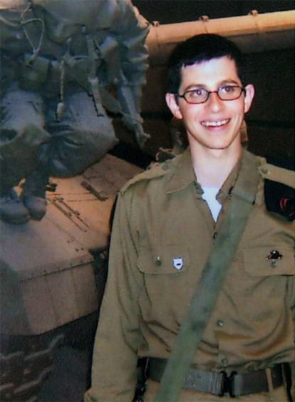 El soldado israelí, Gilad Shalit, secuestrado por Hamás desde junio de 2006.