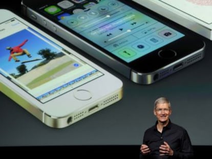 Tim Cook, consejero delegado de Apple, en la presentaci&oacute;n del sistema operativo iOS 7.