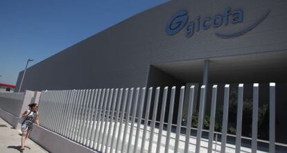 Edificio de la cooperativa farmacéutica Gicofa, en Algeciras.