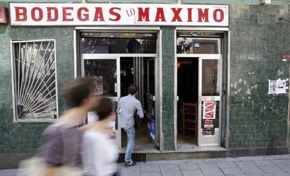 La entrada de Bodegas Lo Máximo el pasado domingo, en Madrid.