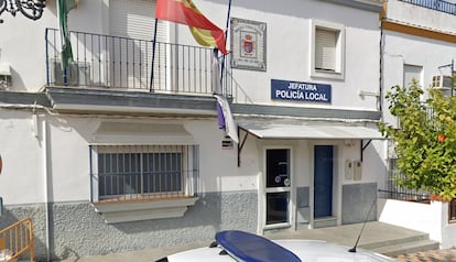 La sede de la Policia Local de Espartinas (Sevilla), en una imagen de archivo.
