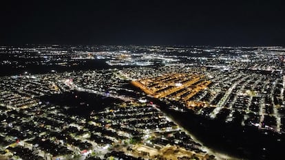 Algunas zonas de la ciudad de León (Guanajuato) muestran un apagón de electricidad, el 7 de mayo.