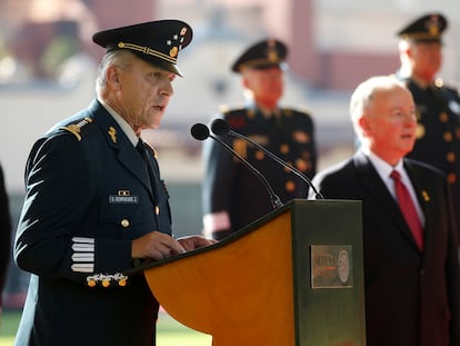 El general Salvador Cienfuegos, durante un evento en Ciudad de México, en 2014.