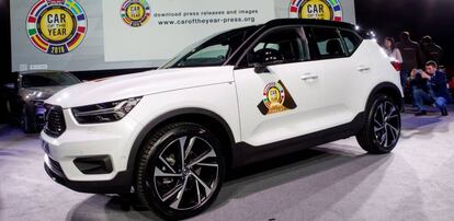 El modelo SUV Volvo XC40 seleccionado como mejor coche del año en Europa en la jornada previa a la inauguración del Salón Internacional del Automóvil de Ginebra.