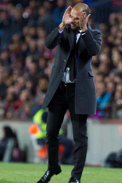 Guardiola celebra una acción durante el partido ante el Zaragoza.