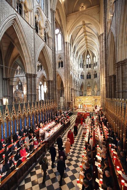 La abadía de Westminster ayer, en un acto presidido por la reina.