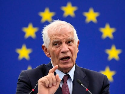 El alto representante de la Unión Europea para Asuntos Exteriores y Política de Seguridad, Josep Borrell, interviene durante una declaración del Consejo y la Comisión en el Parlamento Europeo en Estrasburgo, este miércoles.