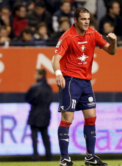 Pandiani celebra la victoria de Osasuna