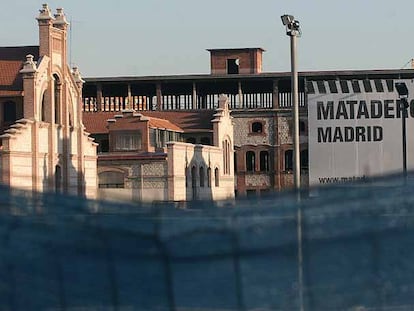 Naves del Matadero, tras el invernadero de Arganzuela.