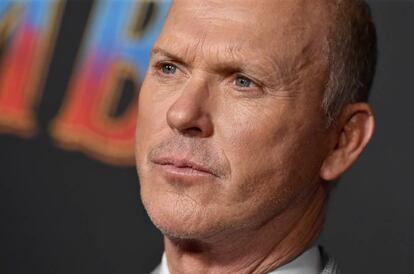 Michael Keaton en el estreno de Dumbo en Los Ángeles, marzo de 2019.