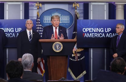 O presidente Donald Trump, durante anúncio de plano de reabertura dos EUA, nesta quinta-feira.