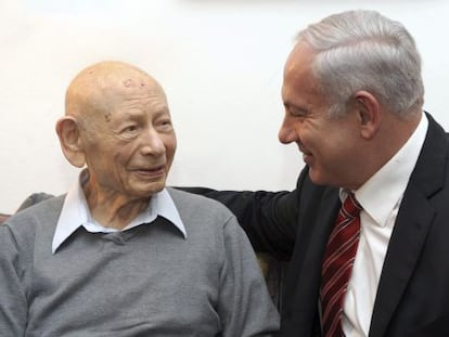 El primer ministro Netanyahu con su padre, el 25 de marzo pasado.