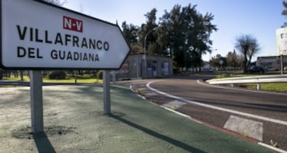 Un panel indica la dirección hacia Villafranco del Guadiana.