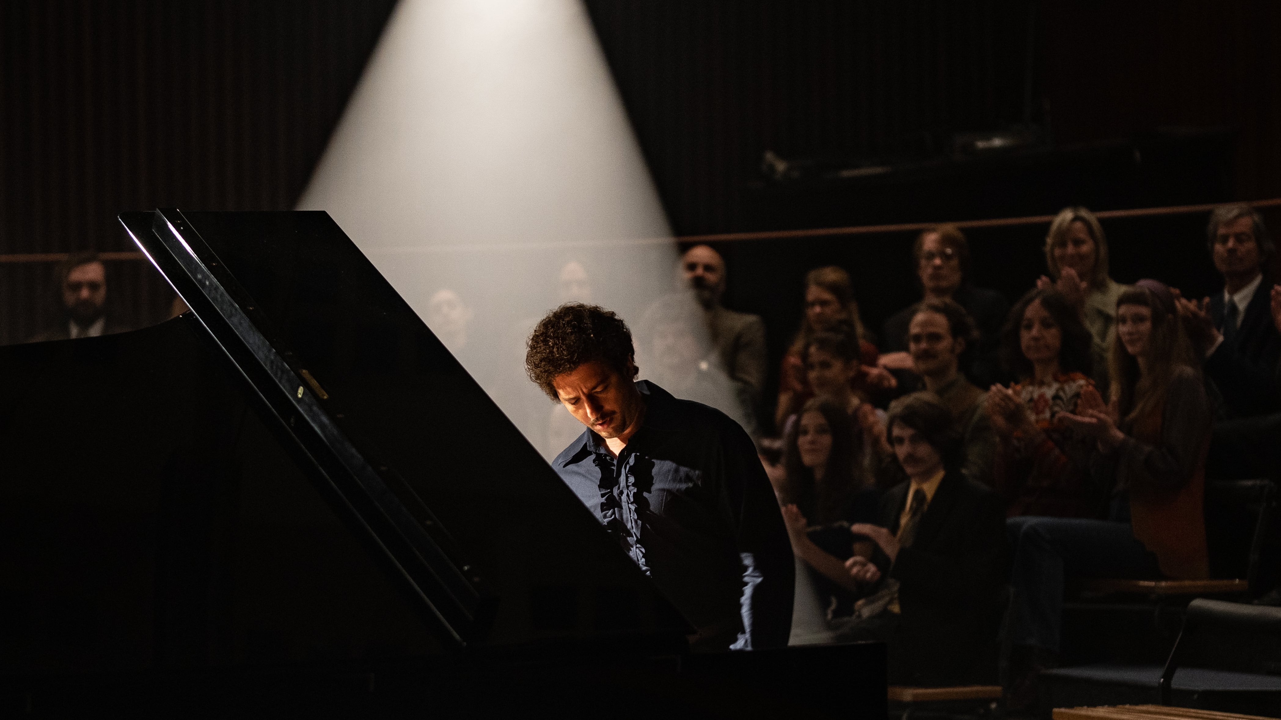 ‘Köln 75′: cómo un hombre al límite y un piano estropeado crearon el disco de jazz en solitario más vendido de la historia