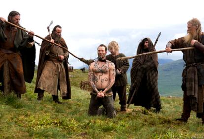 Un fotograma de la película 'Valhalla rising', de Nicolas Winding Refn.