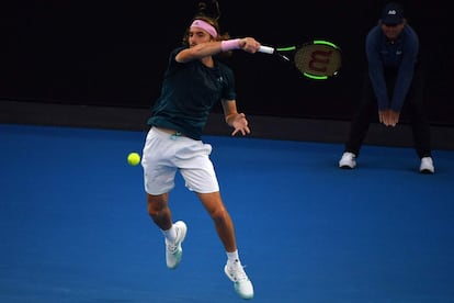 Stefanos Tsitsipas, en un momento del partido.