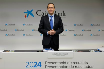 El consejero delegado de Caixabank, Gonzalo Gortázar, durante la presentación de los resultados de 2024.