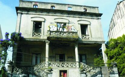 Casa Deza, ubicada en al calle Vista Alegre de Vilagarc&iacute;a, en una imagen cedida por la asociaci&oacute;n de defensa del patrimonio.