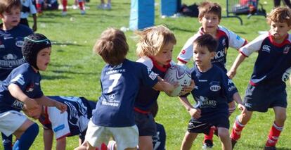 El equipo de los más pequeños durante un torneo