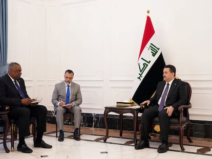 Iraqi Prime Minister Mohammed Shia al-Sudani meets with U.S. Defense Secretary Lloyd Austin in Baghdad, Iraq, March 7, 2023.