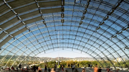 Vista del exterior del Museo de la Academia en Los Ángeles, una de las más recientes obras de Renzo Piano.