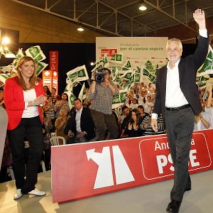 Griñán y Díaz, en el último mitín de la campaña de 2012.