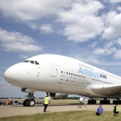 Un avión de Airbus, el modelo A-380, en un aeropuerto de Wisconsin en EE UU.