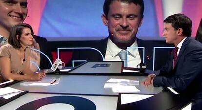 Moment de l'entrevista a Manuel Valls.