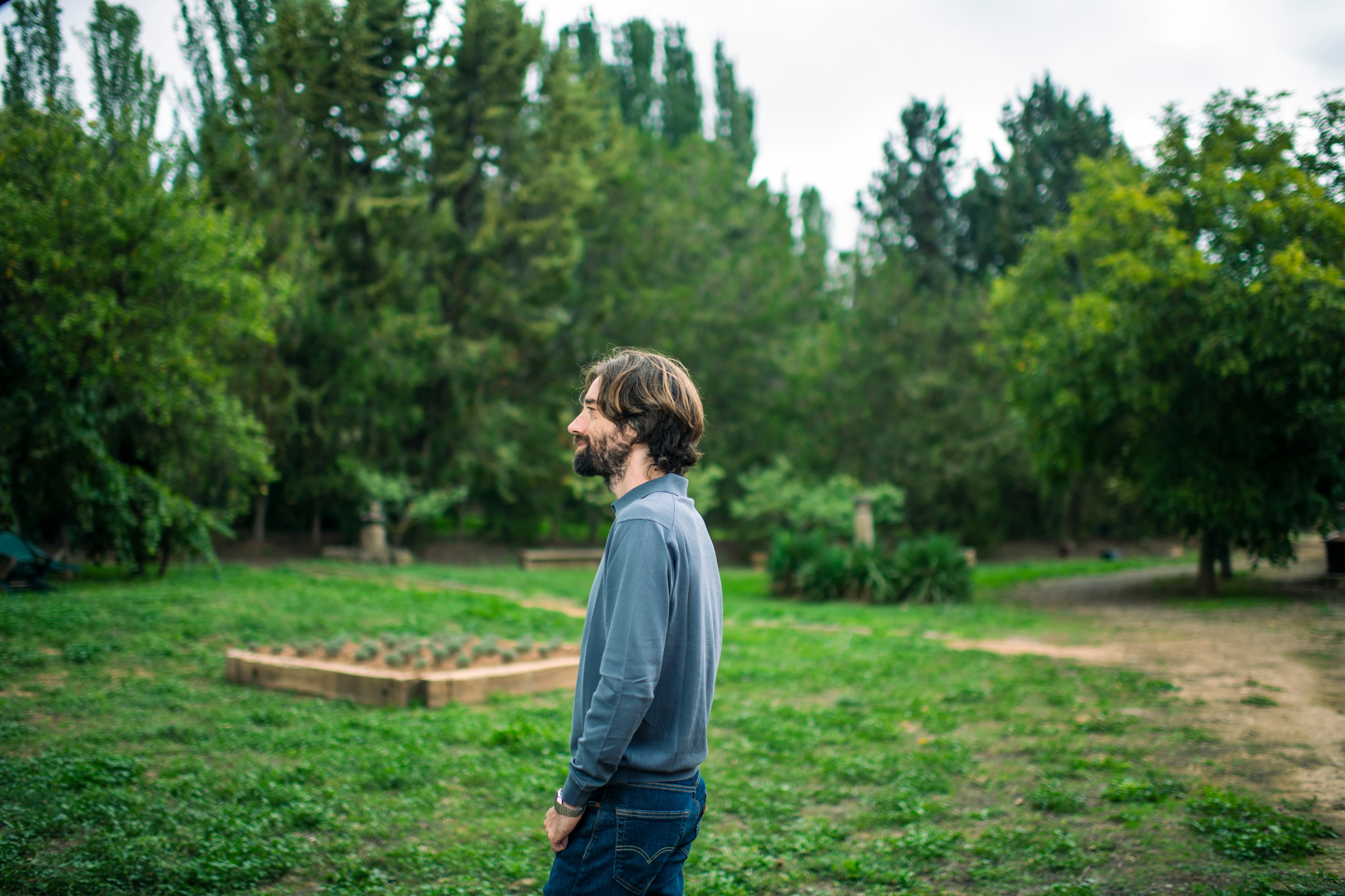 Entrevista al escritor Juan Gómez Bárcena en el Monasterio Cisterciense de Santa María de la Huerta, Soria.